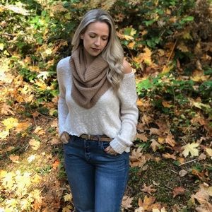 Meet your Posher, Kara